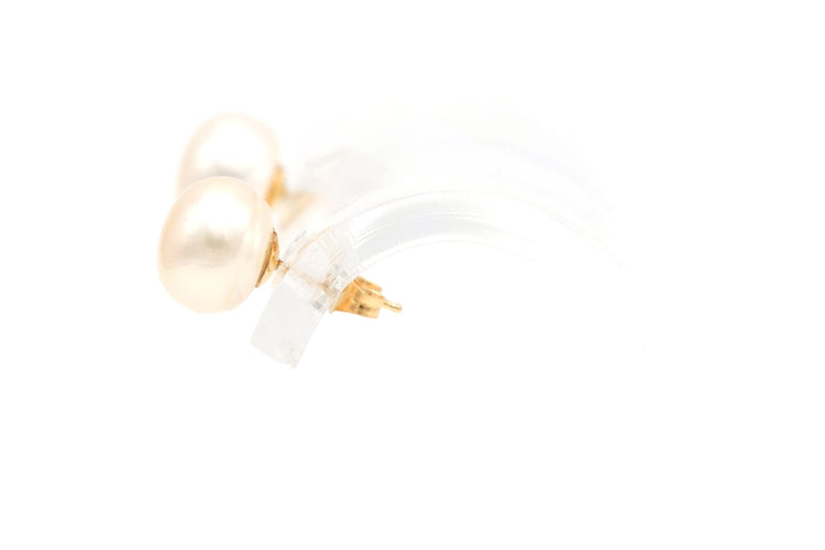 Boucles d'oreilles Boucles d'oreilles contemporaines en or jaune serties de perles 58 Facettes B391