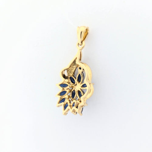 Pendentif Pendentif en or jaune saphirs et diamants 58 Facettes 30899