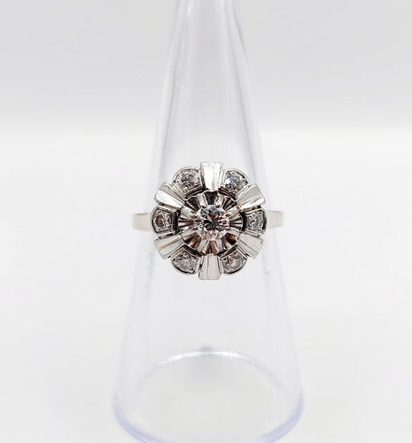 Bague fleur art deco or blanc 18k et 0,50 carats de diamants