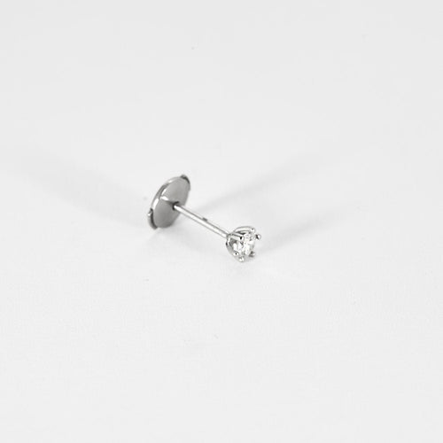 Paire de boutons d'oreilles en or gris et diamants