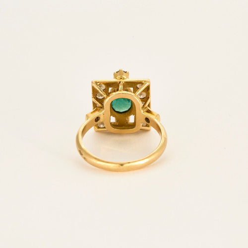 Bague or jaune, émeraude et diamants