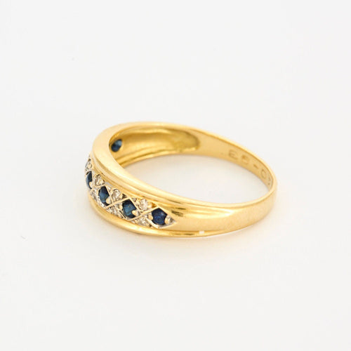 Bague 58 Demie-alliance en or deux tons saphirs et diamants 58 Facettes