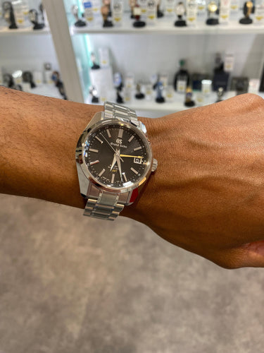 Montre GRAND SEIKO- Montre collection Héritage 58 Facettes 096422153745