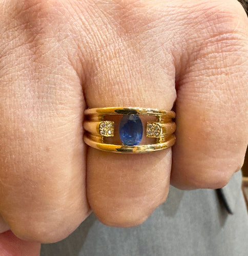 Bague Bague or jaune saphir ovale et diamants 58 Facettes