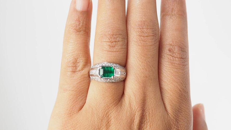 Bague 55.5 Bague jonc en or blanc émeraude et diamants 58 Facettes 31937