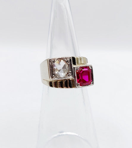 Bague 47 Bague chevalière art deco or blanc 18k et platine ornée d'un diamant taille rose et d'un rubis synthétique 58 Facettes A04973