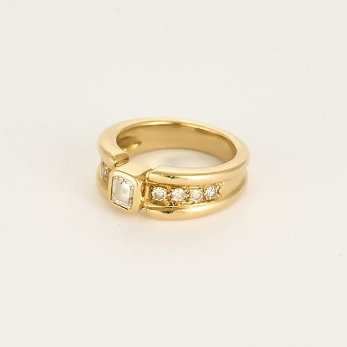 Bague 53 Bague type solitaire en or jaune et diamants 58 Facettes AUX1402