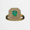 Bague 54 Bague en or jaune, émeraude et diamants 58 Facettes