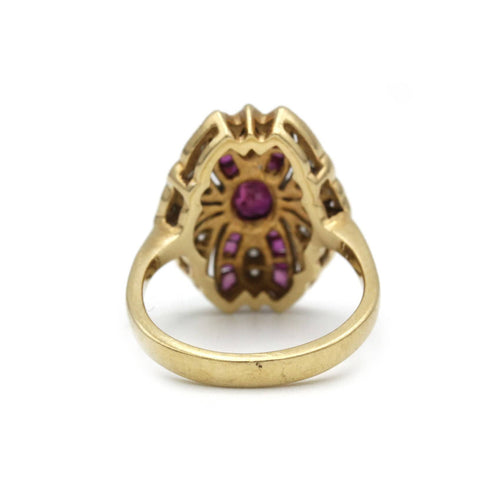 Bague 47 Bague - Or jaune, rubis et diamants 58 Facettes 1074