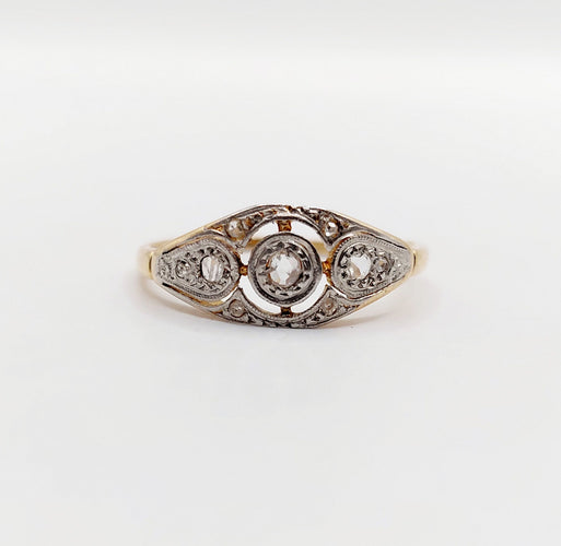 Bague 51 Bague Art Déco or jaune diamants taille rose (circa 1940) 58 Facettes A05973