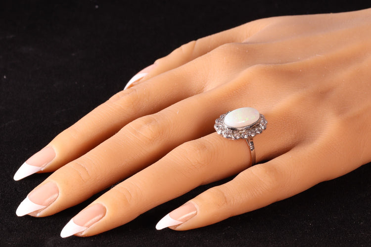 Bague 60 Élégance classique : l'attrait intemporel d'une bague opale vintage des années 1950 58 Facettes 17226-0017