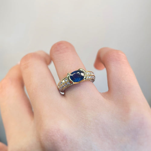 Bague 52 Bague - Or, diamants et Saphir 58 Facettes 230038R