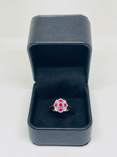 Bague 54.5 Bague marguerite Art Déco or jaune, rubis et diamants 58 Facettes