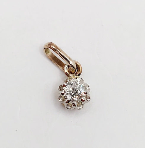Pendentif or blanc diamant taille ancienne serti griffes (circa 1900)