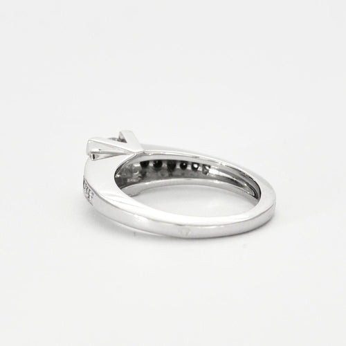 Bague Bague en platine avec diamants 58 Facettes 240233