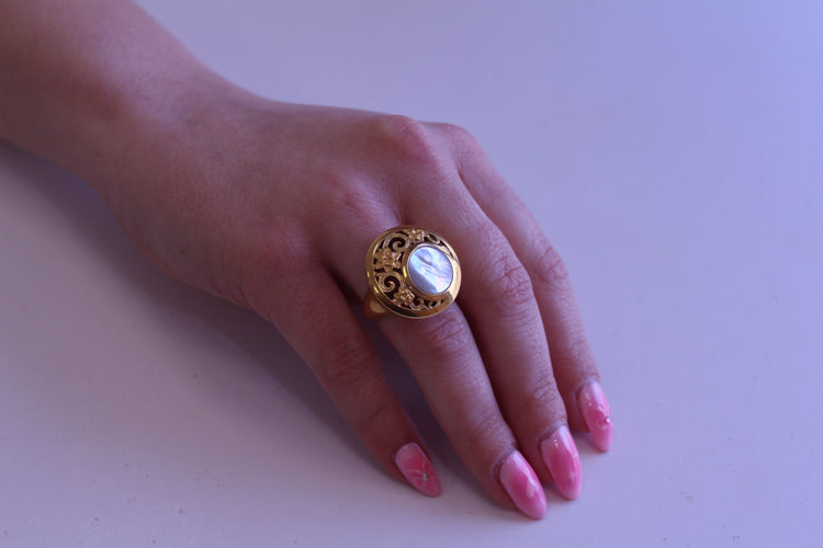 Bague 54 Carrera Y Carrera - Bague or jaune et nacre 58 Facettes DA1275401