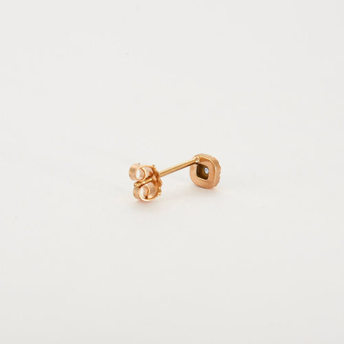 Boucles d'oreilles Boucles d'oreilles or rose 18 carats sertie de diamants et saphir 58 Facettes