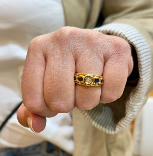 Bague 53 Bague en or jaune diamants et saphirs 58 Facettes