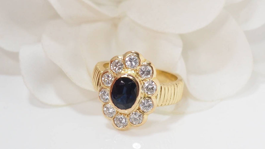 Bague saphir ovale et diamants