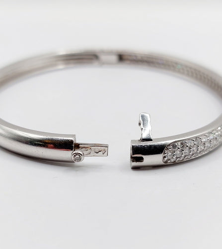 Bracelet Bracelet jonc or blanc 18k et 2,80 carats de diamants, vintage, art deco 58 Facettes A06114