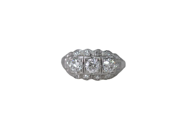 Bague 55 Bague géorgienne en platine et diamant 58 Facettes