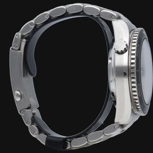 Montre Omega Montre Seamaster Planet Ocean 600M 58 Facettes MT40037
