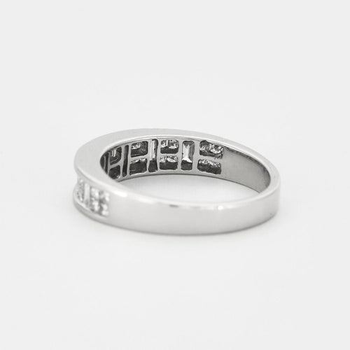 Bague 54 Bague jonc en or gris sertie de diamants 58 Facettes 127205055527
