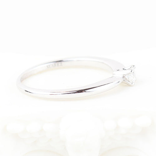Bague 48 Suárez - Bague solitaire en or blanc 18k et diamant naturel 58 Facettes 133716A
