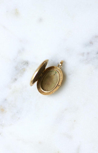 Pendentif Médaillon ouvrant ovale « Recuerdo » en or jaune 18k et émail 58 Facettes
