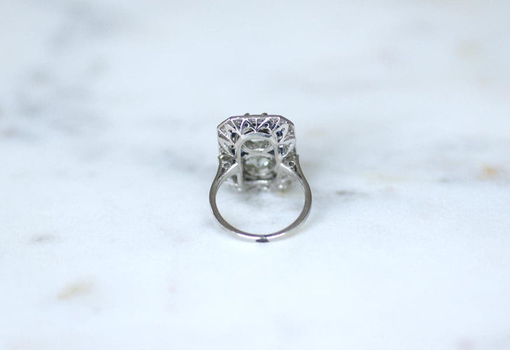 Bague 49 Art Déco - Bague rectangulaire diamants et saphirs calibrés en platine 58 Facettes