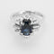 Bague 47.5 Bague marguerite en or blanc 18K, saphir 1,05 ct et diamants 58 Facettes 58FC171