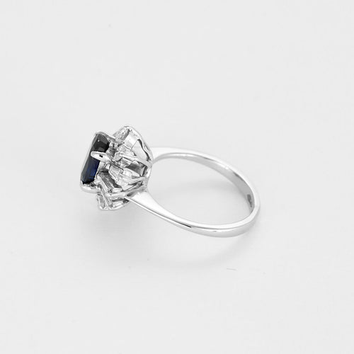 Bague 47.5 Bague marguerite en or blanc 18K, saphir 1,05 ct et diamants 58 Facettes 58FC171