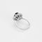Bague 47.5 Bague marguerite en or blanc 18K, saphir 1,05 ct et diamants 58 Facettes 58FC171