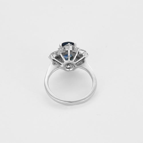 Bague 47.5 Bague marguerite en or blanc 18K, saphir 1,05 ct et diamants 58 Facettes 58FC171