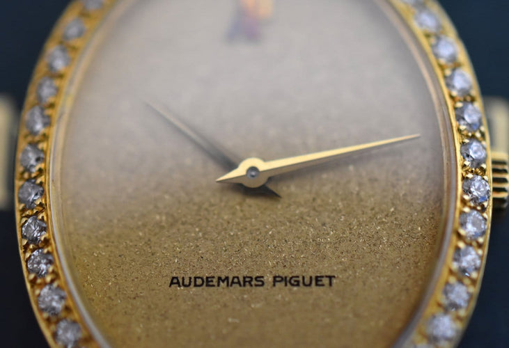 Montre Audemars Piguet Lady Classique DA - Montre joaillière en or jaune 18K et diamants 58 Facettes AUP-100