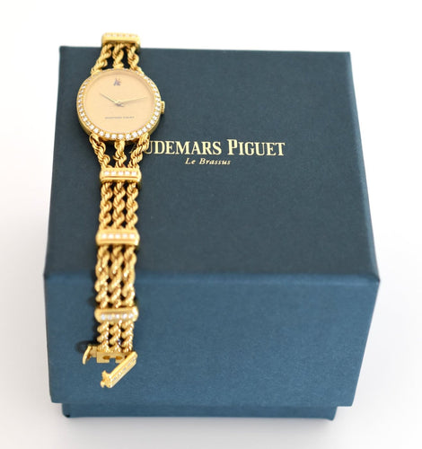 Montre Audemars Piguet Lady Classique DA - Montre joaillière en or jaune 18K et diamants 58 Facettes AUP-100