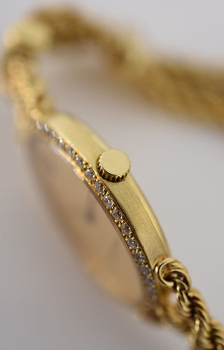 Montre Audemars Piguet Lady Classique DA - Montre joaillière en or jaune 18K et diamants 58 Facettes AUP-100