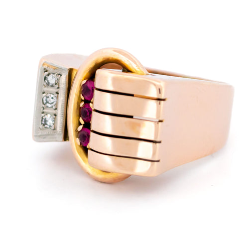 Bague 54.5 Bague tank rétro en or 14k, rubis et diamants 58 Facettes AE57BAE41CA344DDBF1C217207860792