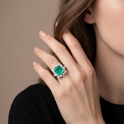 Bague 54 Bague en or blanc, émeraude de Colombie et diamants 58 Facettes OC-61300090