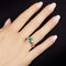 Bague 54 Bague en or gris et jaune avec émeraude de Colombie et diamants 58 Facettes OC-61300089