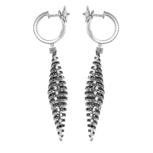 Boucles d'oreilles Giorgio Visconti - Boucles d’oreilles en or gris et diamants blancs et noirs 58 Facettes 66300074