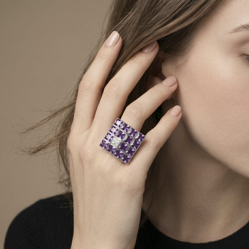 Bague 53 Bague carrée en or gris 18 carats avec améthyste et diamants 58 Facettes 61G00037
