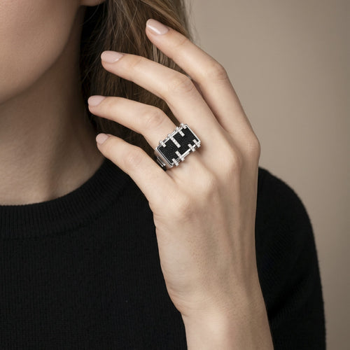 Bague 53 Tom Gerard - Bague en or gris 18 carats, galuchat et diamants 58 Facettes 61E00220