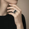 Bague 53 Tom Gerard - Bague en or gris 18 carats, galuchat et diamants 58 Facettes 61E00220
