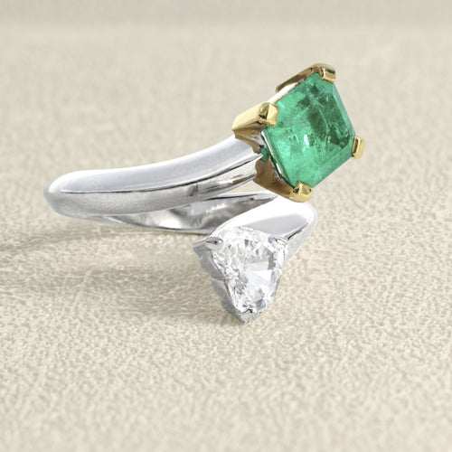 Bague 51 Bague en or gris, émeraude de Colombie et diamant 58 Facettes 61300002