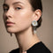 Boucles d'oreilles Boucles d'oreilles en or blanc 18 carats et diamants 58 Facettes 66000159