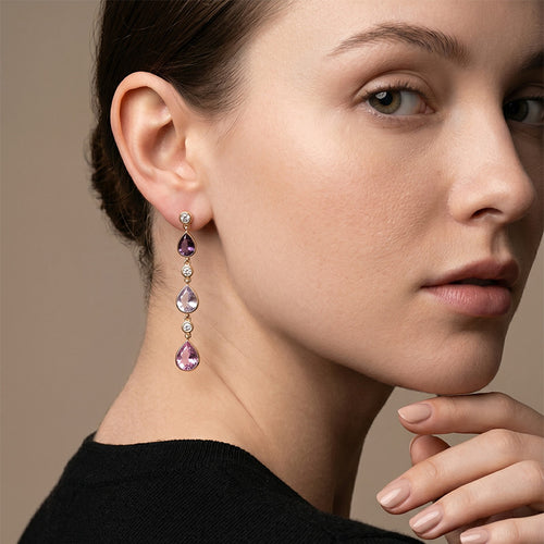 Boucles d'oreilles Boucles d’oreilles pendantes en or rose, saphirs et diamants 58 Facettes 661D00026