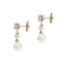 Boucles d'oreilles Boucles d’oreilles pendantes Art déco en or blanc 18 ct, perles et diamants 58 Facettes 23571