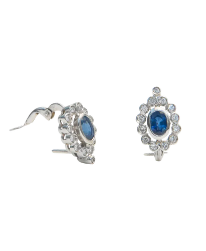 Boucles d'oreilles Boucles d’oreilles marguerites en or blanc 18 carats, diamants et saphirs 58 Facettes BO220506/PAIREDEMARGUERITES/PHOTO