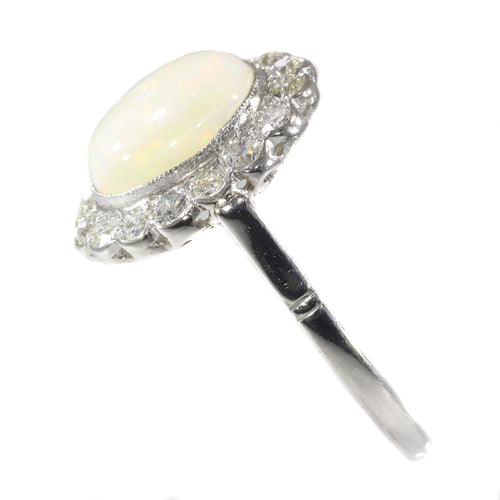 Bague 57 Bague de fiançailles vintage en platine avec diamants et opale 58 Facettes 21019-0035